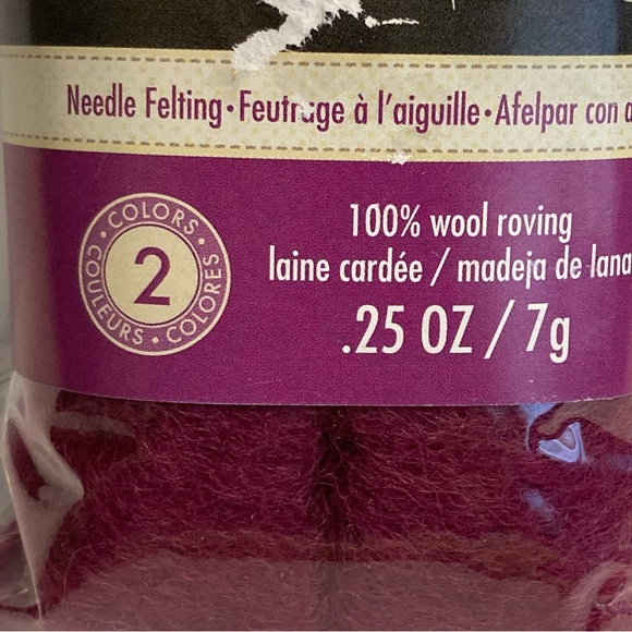 6 Dimensions FeltWorks 100% Wool Roving 0.25oz Pastel Pink Rhubarb Crafts - Picture 5 of 14